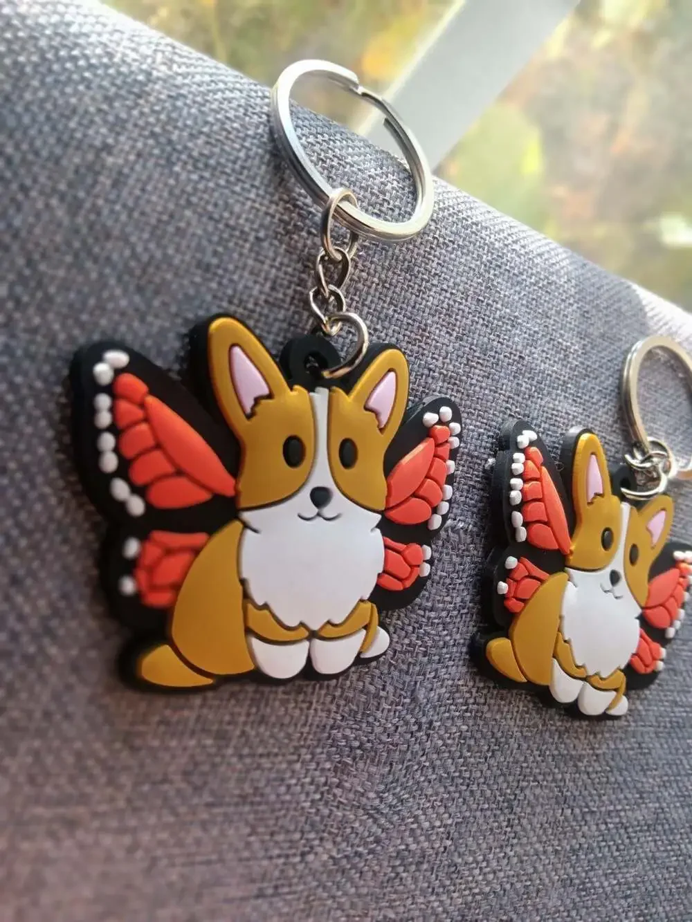 Adorable Butterfly Welsh Corgi Keychain!